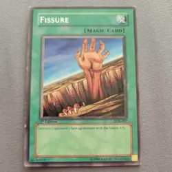 [LP] Fissure LOB-057 The Legend of Blue Eyes White Dragon 1st Edition - Image 1