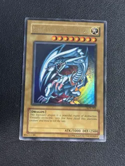 Blue-Eyes White Dragon SDK-001 YuGiOh Starter Deck: Kaiba MP/HP - Image 1