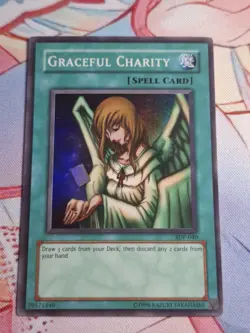 Yugioh - Graceful Charity | Super Rare | SDP-040 | Unlimited Edition - Image 1