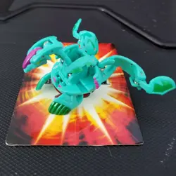 Bakugan Viper Helios Green Ventus 660G & cards - Image 1