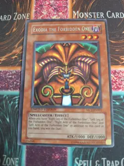 Yu-Gi-Oh! TCG Exodia the Forbidden One MC1-EN001 Secret Rare Limited LP - Image 1