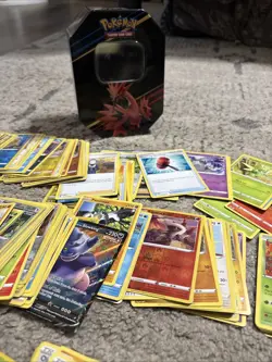 Pokemon TCG Trading Cards Bulk Lot of 300 Pokemon - Image 1