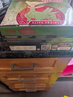 Pokemon TCG Scarlet Violet Temporal Forces Elite Trainer Box - Image 3