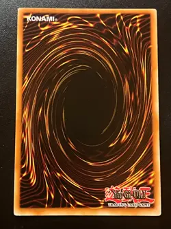 Berry Magician Girl MVP1-EN014 Ultra Rare 1st Edition Near Mint Yugioh - Image 2