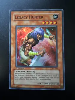 Legacy Hunter AST-067 Super Rare 1st Edition Light Play+ Yugioh - Image 1