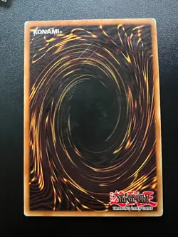 Blue-Eyes Toon Dragon DB1-EN066 Super Rare Heavy Play Yugioh - Image 2