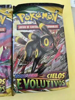 LOT OF 4 SPANISH Pokemon CIELOS EVOLUTIVOS Evolving Skies Booster Packs SEALED - Image 5