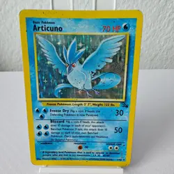 Pokemon Articuno 2/62 Fossil Holo Rare Unlimited 70 HP Basic Card - Image 1