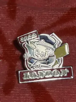 Pokemon PIKACHU Pin 2022 London World Championship Tournament Collectible - Image 3