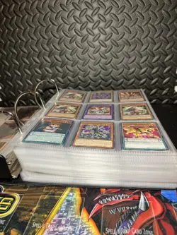 LARGE Yugioh Binder Collection Foils, Rares, Commons NM-HP 6.14lbs 1000+ Cards - Image 3