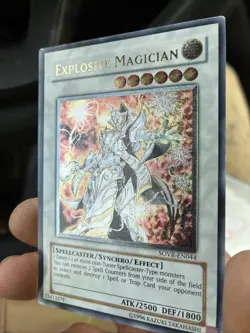 EXPLOSIVE MAGICIAN SOVR-EN044 ULTRA RARE YUGIOH TCG LP - Image 2