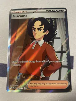 POKEMON TCG SV PRISMATIC EVOLUTIONS GIACOMO 138/131 FULL ART TRAINER NEAR MINT - Image 1