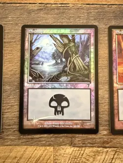 7th Edition MTG Foil Swamp Mana LOT of 4 - #339 #341 #342 #349 - English - Image 4