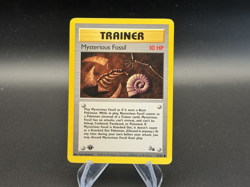 Mysterious Fossil - 1st Edition - 62/62 Fossil Set - Pokemon TCG - 1999 - Image 1