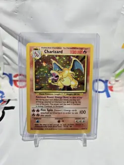 Pokemon TCG Charizard Base Set 4/102 Holo Unlimited Holo Rare - Image 1