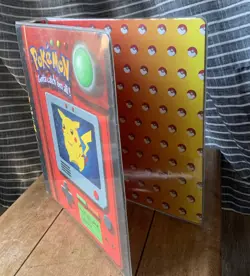 Vintage 1999 Pokemon Pikachu Meowth Trading Card 3 Ring Binder Plymouth 4077 - Image 1