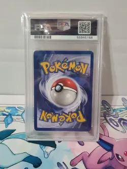 🔥 2000 Pokemon Dark Charizard Holo 1st Edition 4/82 PSA 8 (Team Rocket) - Image 2