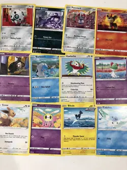100 Pokemon TCG Cards!!! Guaranteed V Ultra Rare - Holo Rare See Description!!! - Image 4
