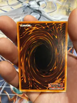 Blue-Eyes Ultimate Dragon LDK2-ENK40 Legendary Decks II 1st Edition - Image 3