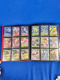 POKEMON TCG COLLECTION BINDER LOT OF 320 CARDS - Image 4