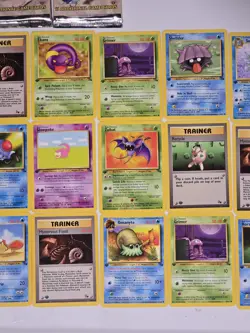 Lot of (27) Pokemon Fossil 1st Edition Cards NM - With All 3 Pack Arts - Image 4