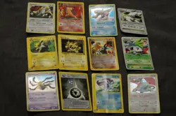 Lot of 12 damaged Pokemon cards - Image 1