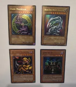 Yu-Gi-Oh! TCG Card Lot Holographic Blue Eyes, Dark Magician, Fiend Megacyber - Image 1