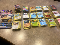 700+ pokemon cards, whole childhood collection including FOIL, HALO... - Image 3