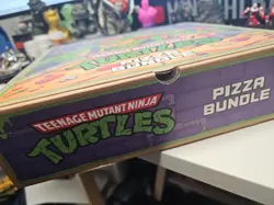 TMNT Magic The Gathering Pizza Bundle Box And Promo Card NYCC Exclusive 2025 - Image 4
