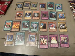 Yugioh! Vintage Card Lot Blue-eyes White Dragon, Red-eyes, Dark Magician HP - Image 1