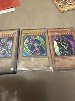 Yugioh! Vintage Card Lot Blue-eyes White Dragon, Red-eyes, Dark Magician HP - Image 3