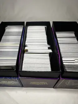 Pokemon random bulk lot: 200 Cards! HOLOS / REV HOLO GUARANTEED- NEAR MINT - Image 3