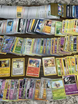 Around 1000 Pokemon Cards Lot WOTC VTG Rare Holo 24k Sealed Charizard 1999 Pika - Image 3