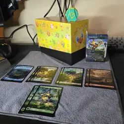 Magic: The Gathering - Final Fantasy Chocobo Bundle *Opened, NO PACKS* - Image 2
