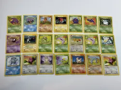 Vintage Pokemon Card Lot MP - HP Wotc 107 Cards Holo Shadowless Base Set - Image 4