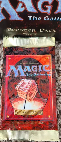 ✨Magic the Gathering 4th Edition Booster Pack Sealed, 1995 Edition✨ - Image 1