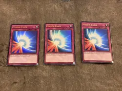 💥3x Yugioh Mirror Force YGLD-ENB33 Ultra Rare HOLOFOIL Near Mint PLAYSET - Image 1