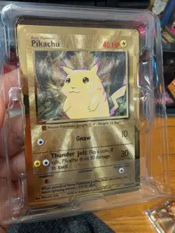 Pokemon TCG Celebrations Pikachu Gold Metal Card 58/102 25th Anniversary - Image 3