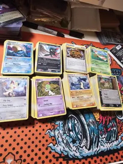 Pokemon Card Lot 800+ Cards. MP-DMG Vontage - Mid Era Common and Uncommons - Image 1