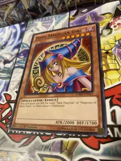 Dark Magician Girl - SDMY-EN011 - 1st Edition - NM - YuGiOh - Image 1
