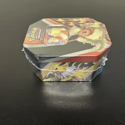 Pokemon TCG: Trading Card Game: Eevee Evolutions Tin New Factory Sealed 4 Packs - Image 4