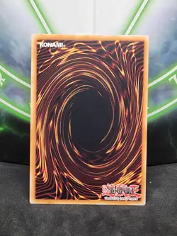 Yugioh Queen Azamina SUDA-EN009 Ultra Rare 1st Edition NM - Image 2