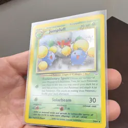 Jumpluff Neo Revelation 9/64 Vintage Pokemon Card WotC Near Mint - Image 3