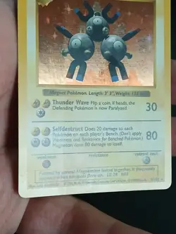 Pokemon TCG Magneton Base Set 9/102 Holo Shadowless 1999 - Image 4