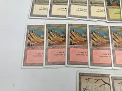 Lot of 32 -Basic Land Revised 3rd Edition MTG Magic The Gathering, Swamp, Island - Image 4