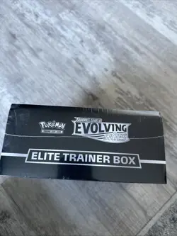 Pokemon TCG Sword and Shield Evolving Skies Elite Trainer Box ETB Factory Sealed - Image 4