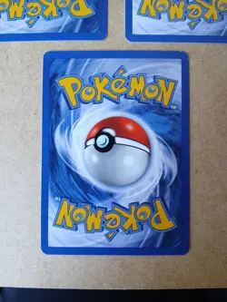 Pokemon Tcg Ivysaur 30/102 Shadowless 3x Card Lot - Image 5
