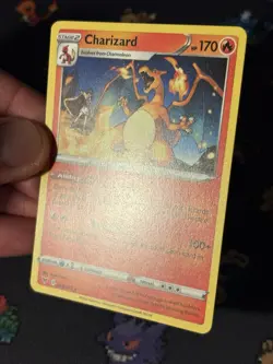 Pokemon Cards Charizard 025/185 Non Holo Rare Vivid Voltage - (NM) - Image 2