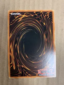 Yu-Gi-Oh TCG Dark Magician MAGO-EN002 - 1st Edition - Image 2