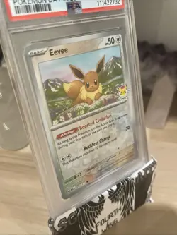 PSA GEM 10 2025 POKEMON PRE EN-PRISMATIC EVOLUTIONS #074 EEVEE POKEMON DAY 2025 - Image 4